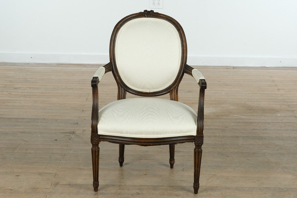 McGregor Louis XVI Oval Back Arm Chair – Ivory Upholstery