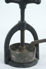 Load image into Gallery viewer, Vintage Metal Citrus Juicer Press Hand Screw Fruit Press Kitchen Tool

