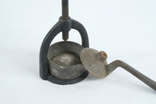Load image into Gallery viewer, Vintage Metal Citrus Juicer Press Hand Screw Fruit Press Kitchen Tool
