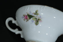 Load image into Gallery viewer, Metasco Rose Tea Set - Japan
