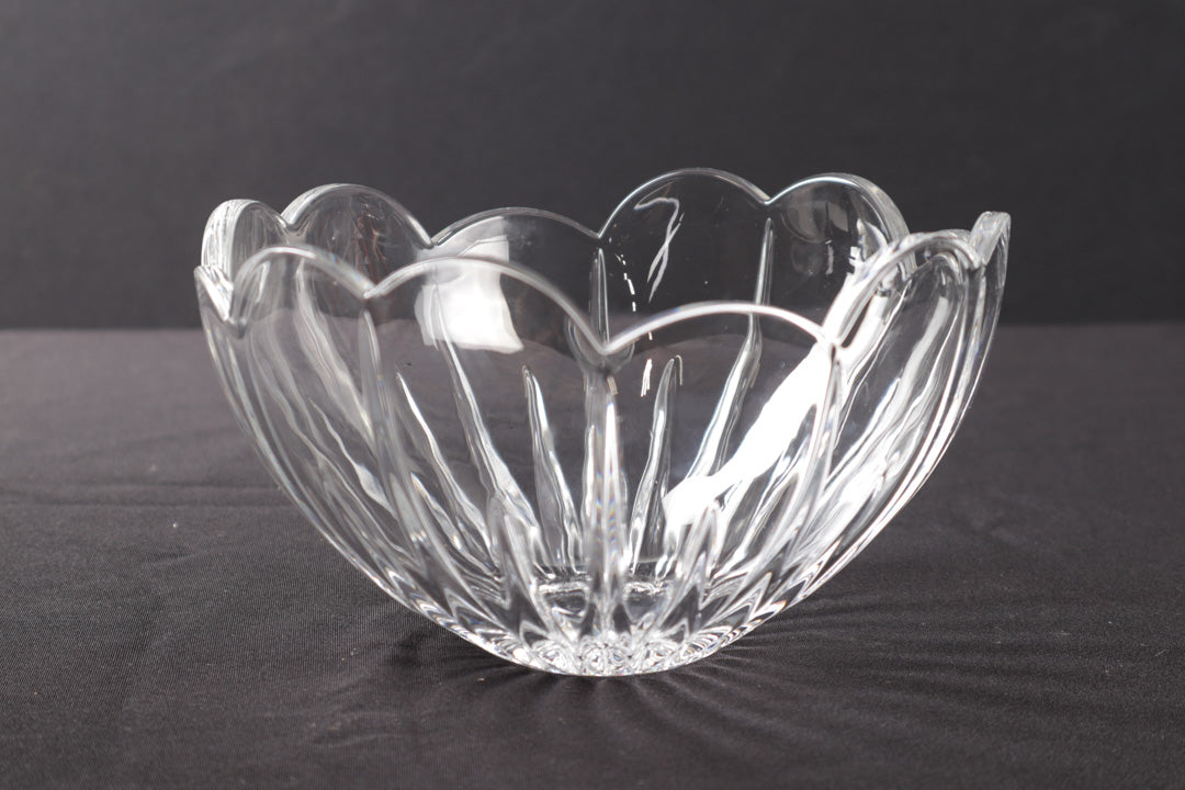 Mikasa Lead Crystal Scalloped Edge Serving Bowl 8 Inch – Craze