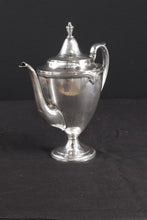 Load image into Gallery viewer, Moonbeam Rogers Silver Tea Pot - 4801
