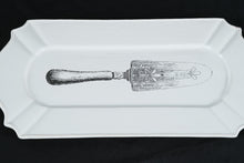 Load image into Gallery viewer, Mud Pie Vintage-Style Ceramic Serving Tray – Cake Server Illustration, Scalloped Edges (16" x 8")
