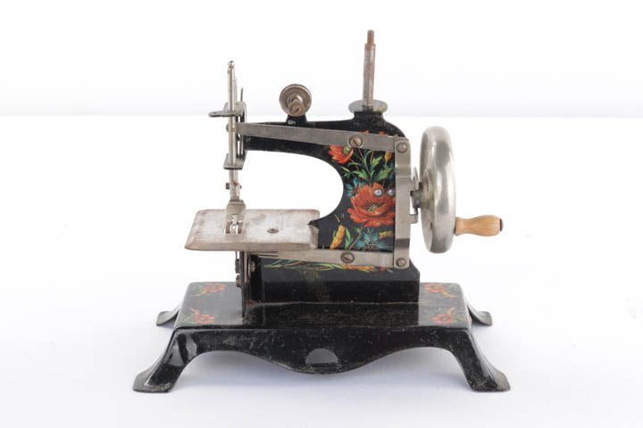 Muller Toy Sewing Machine - Made in Germany