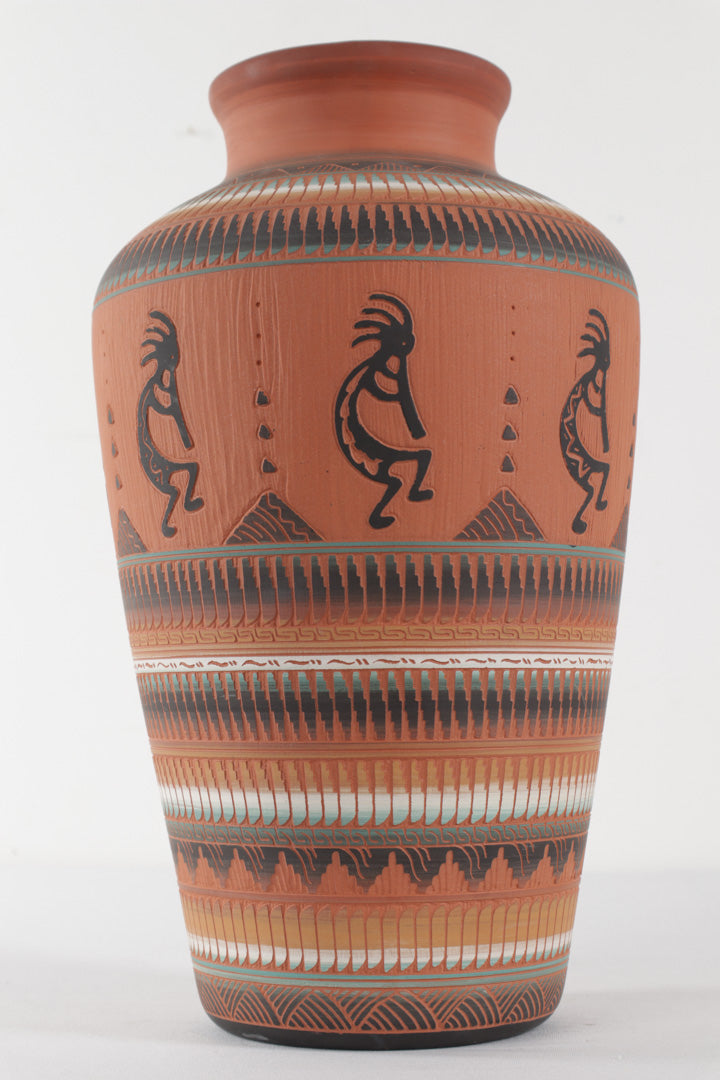 V. King Navajo popular Etched Pictorial Pottery Vase