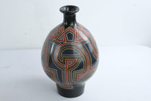 Load image into Gallery viewer, Helio Gutierrez Nicaragua Art Pottery Vase 2009 Hand Painted Geometric Design
