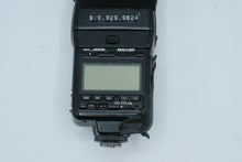 Load image into Gallery viewer, Nikon Speedlight SB 24 TTL Shoe Mount Camera Flash Vintage Parts Repair
