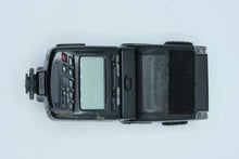 Load image into Gallery viewer, Nikon Speedlight SB 25 TTL Shoe Mount Flash Vintage Camera Photography
