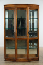 Load image into Gallery viewer, Oak Governor&#39;s Curio Cabinet - Pulaski
