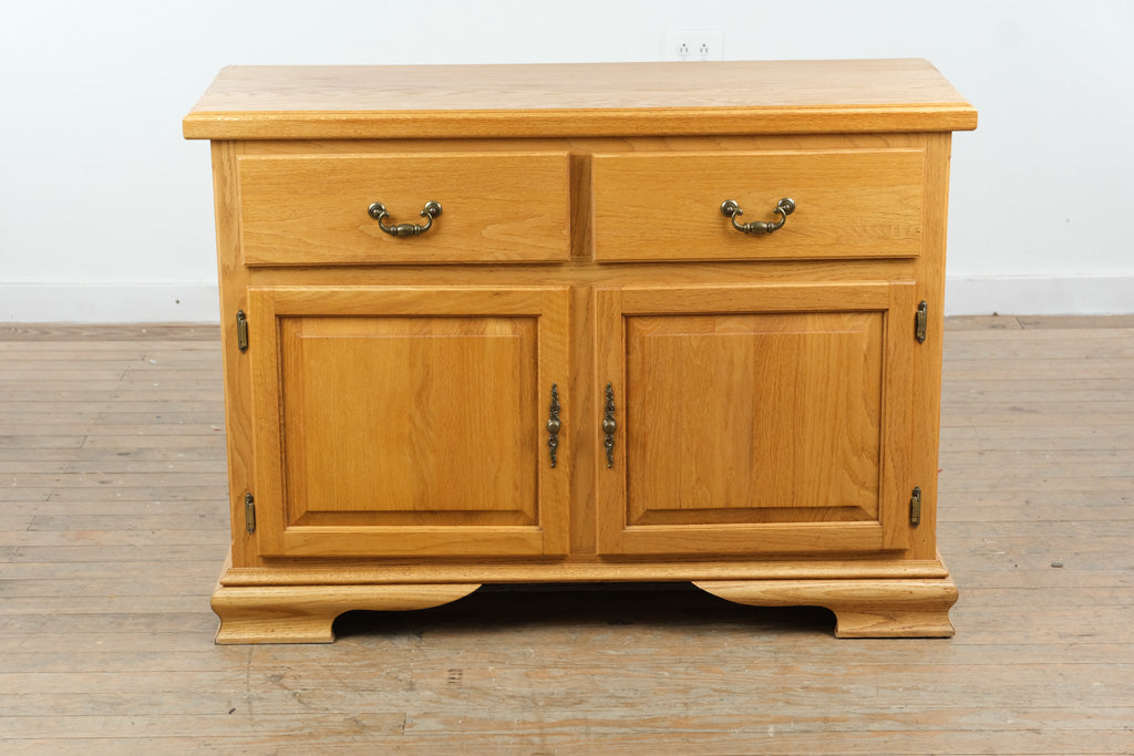 アンティークカザリ Used Cabinets & Bookcases – Craze Furniture and Antiques