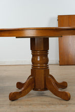 Load image into Gallery viewer, Oak Pedestal Dining Set
