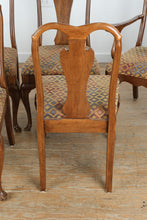 Load image into Gallery viewer, Davis Cabinet Company Cherry Dining Table with 6 Queen Anne Chairs and Leaves
