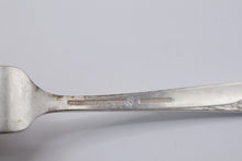 Load image into Gallery viewer, Wm A Rogers Oneida Meadowbrook Silverplate Flatware 11 Piece Set 1936
