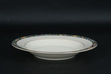 Load image into Gallery viewer, Oscar de la Renta Fleur Royale Fine Ivory China Dinnerware Set 42 Pieces Japan
