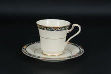 Load image into Gallery viewer, Oscar de la Renta Fleur Royale Fine Ivory China Dinnerware Set 42 Pieces Japan
