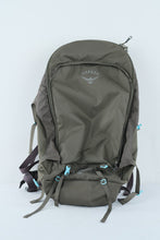 Load image into Gallery viewer, Osprey Aura AG 50 Womens Backpacking Pack Vestal Gray Hiking Backpack
