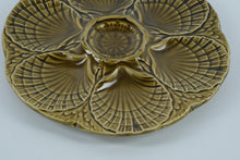 Load image into Gallery viewer, Sarreguemines French Oyster Plate – Olive Green Majolica – 9.5&quot; Round
