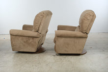 Load image into Gallery viewer, Pair of La-Z-Boy Swivel Rocker Recliners in Tan Upholstery
