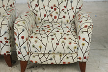 Load image into Gallery viewer, Lane Furniture Pair of Upholstered Recliner Chairs with Botanical Pattern
