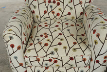 Load image into Gallery viewer, Lane Furniture Pair of Upholstered Recliner Chairs with Botanical Pattern
