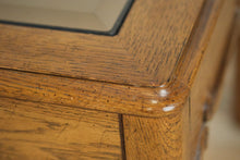 Load image into Gallery viewer, Pair of Oak Side Tables - Gordon&#39;s
