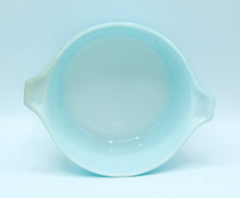 Load image into Gallery viewer, Pyrex Turquoise Amish Butterprint Cinderella Bowls – 475 &amp; 475-B – 1 Qt &amp; 2.5 Qt – Lid Included
