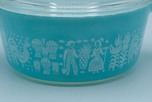 Load image into Gallery viewer, Pyrex Turquoise Amish Butterprint Cinderella Bowls – 475 &amp; 475-B – 1 Qt &amp; 2.5 Qt – Lid Included
