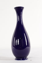 Load image into Gallery viewer, Peacock Vase
