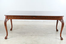 Load image into Gallery viewer, Pennsylvania House Solid Cherry Queen Anne Dining Table with Two Leaves
