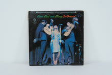 Load image into Gallery viewer, Peter, Paul and Mary – In Concert (2xLP, 1964, Warner Bros. 1555, Stereo, Gatefold)
