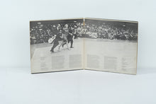 Load image into Gallery viewer, Peter, Paul and Mary – In Concert (2xLP, 1964, Warner Bros. 1555, Stereo, Gatefold)

