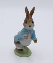 Load image into Gallery viewer, Beatrix Potter’s Peter Rabbit Figurine – Beswick England Porcelain
