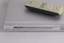 Load image into Gallery viewer, Philips DVP3040 37 DVD Player With Remote Progressive Scan DivX Dolby Digital
