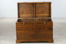 Load image into Gallery viewer, Handcrafted Solid Wood Storage Chest Blanket Chest Trunk
