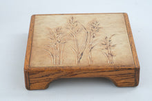 Load image into Gallery viewer, Vintage Wheat Design Ceramic Tile Trivet Wood Frame Raised Hot Plate 9 Inch
