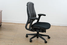 Load image into Gallery viewer, Ergonomic Mesh Office Chair with Adjustable Lumbar Support Swivel Task Chair

