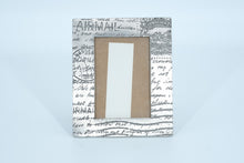 Load image into Gallery viewer, Post Card Picture Frame
