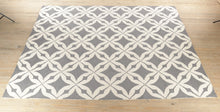 Load image into Gallery viewer, Pottery Barn Star Looped Rug -  9 x 12
