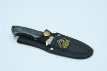 Load image into Gallery viewer, Puma SGB Blacktail Fixed Blade Knife – 7&quot; Overall, German Blade – With Sheath
