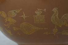 Load image into Gallery viewer, Pyrex Early American Cinderella Mixing Bowl Set 4 Piece Brown Gold 441 442 443 444
