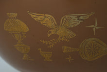 Load image into Gallery viewer, Pyrex Early American Cinderella Mixing Bowl Set 4 Piece Brown Gold 441 442 443 444
