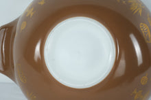 Load image into Gallery viewer, Pyrex Early American Cinderella Mixing Bowl Set 4 Piece Brown Gold 441 442 443 444
