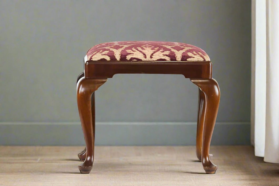 Queen Anne Elmhurst Vanity Bench - New Upholstery