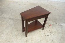 Load image into Gallery viewer, Riverside Furniture Wedge End Table with Lower Shelf
