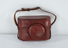 Load image into Gallery viewer, Robot Camera Carl Zeiss Tessar 28 Lens Vintage 35mm Rangefinder With Case
