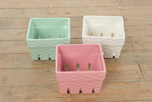 Load image into Gallery viewer, Pier 1 Imports Ceramic Berry Baskets – Set of 3 Pastel Colanders (Pink, Green, White)
