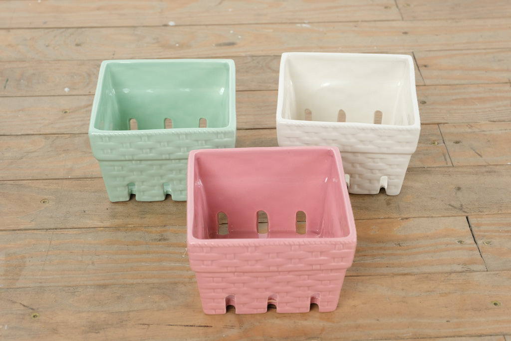 Pier 1 Imports Ceramic Berry Baskets – Set of 3 Pastel Colanders (Pink, Green, White)