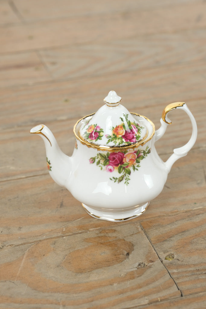 Royal Albert “Old Country Roses” Miniature Teapot – Fine Bone China, England