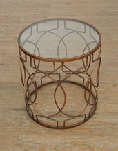 Load image into Gallery viewer, 20&quot; Round Geometrical Side Table
