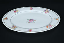 Load image into Gallery viewer, Royal Bayreuth 12&quot; Serving Platter - Bavaria
